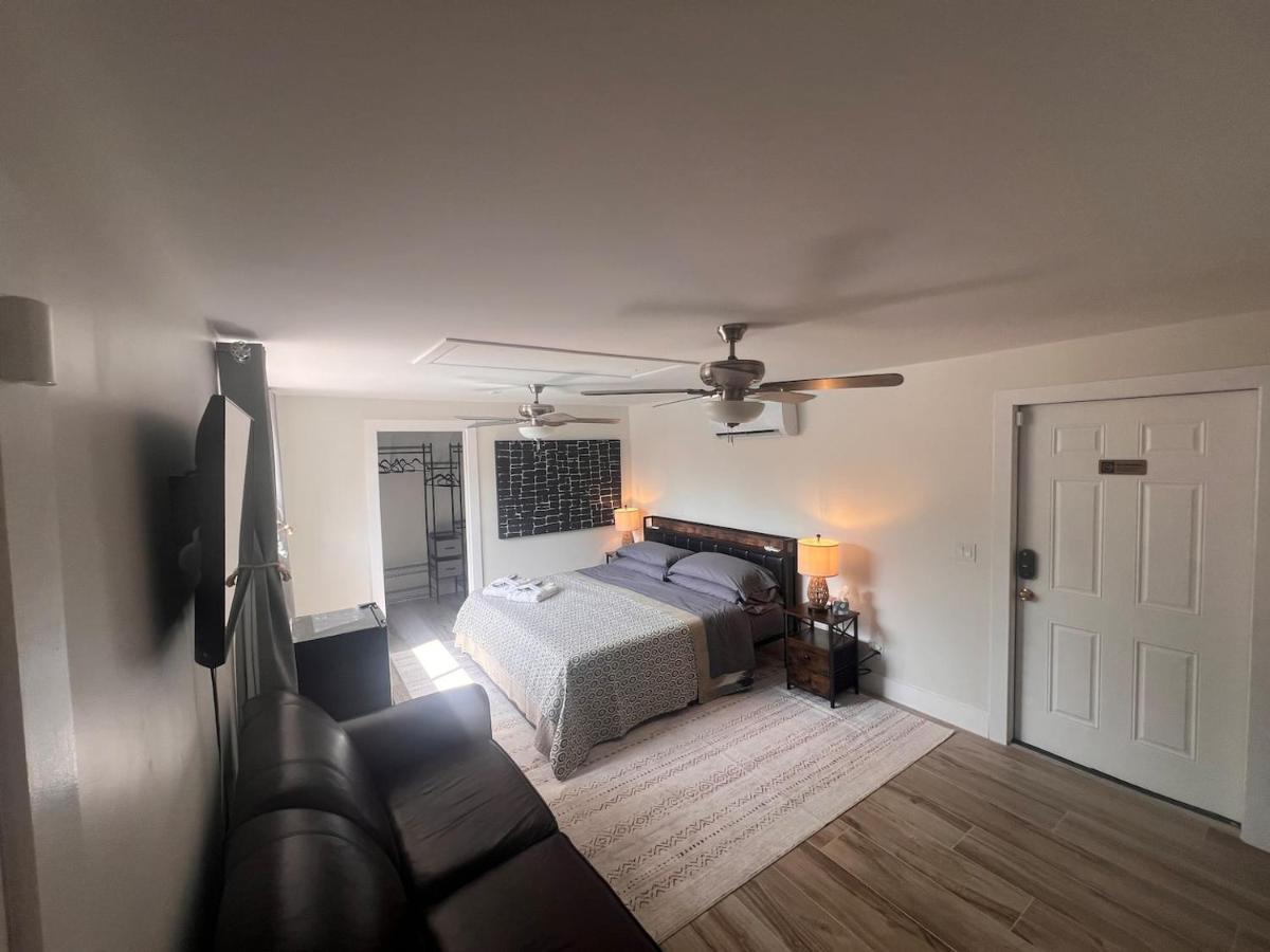Carlton Guest House ฟอร์ต ลอเดอร์เดล ภายนอก รูปภาพ